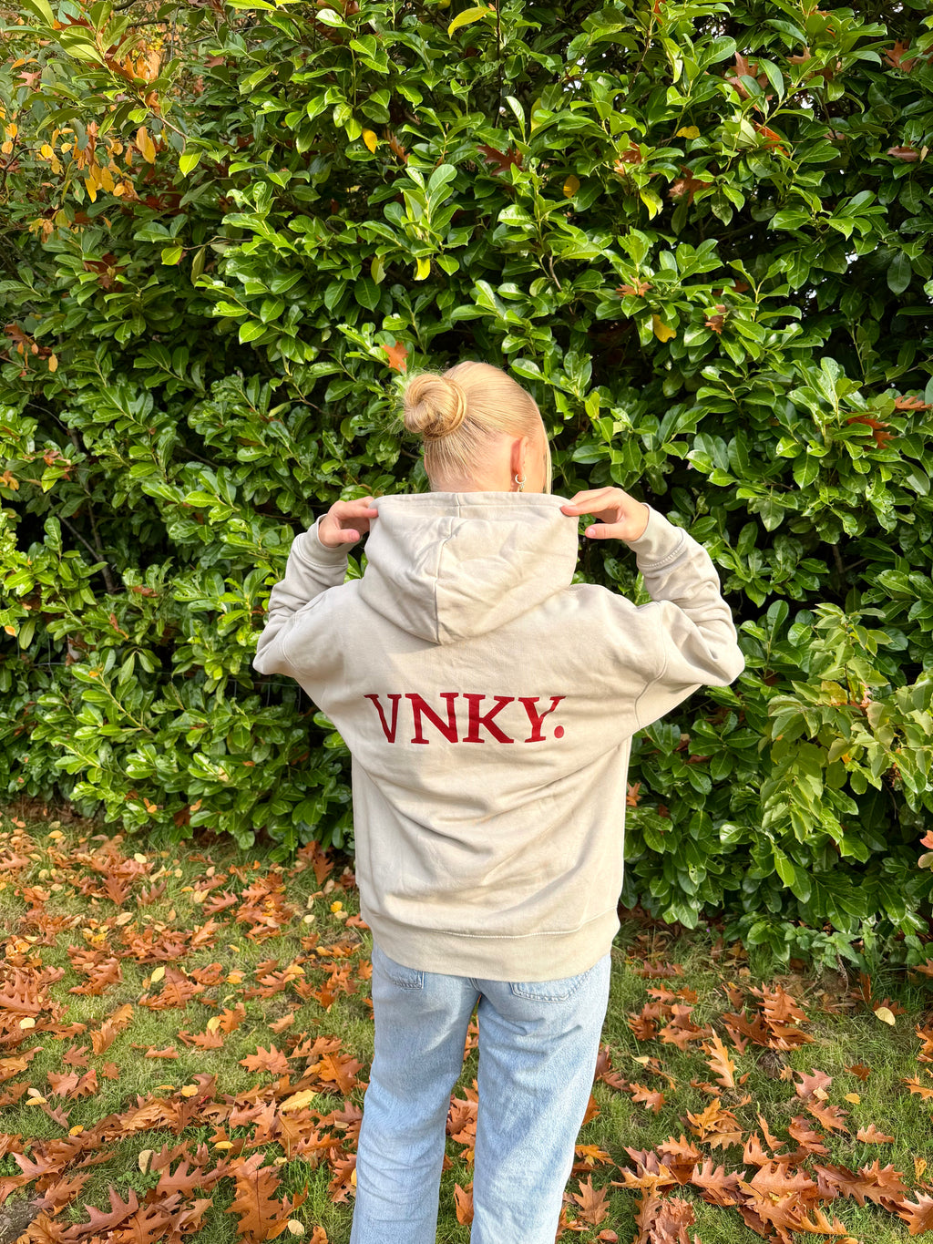 VNKY. Hoodie