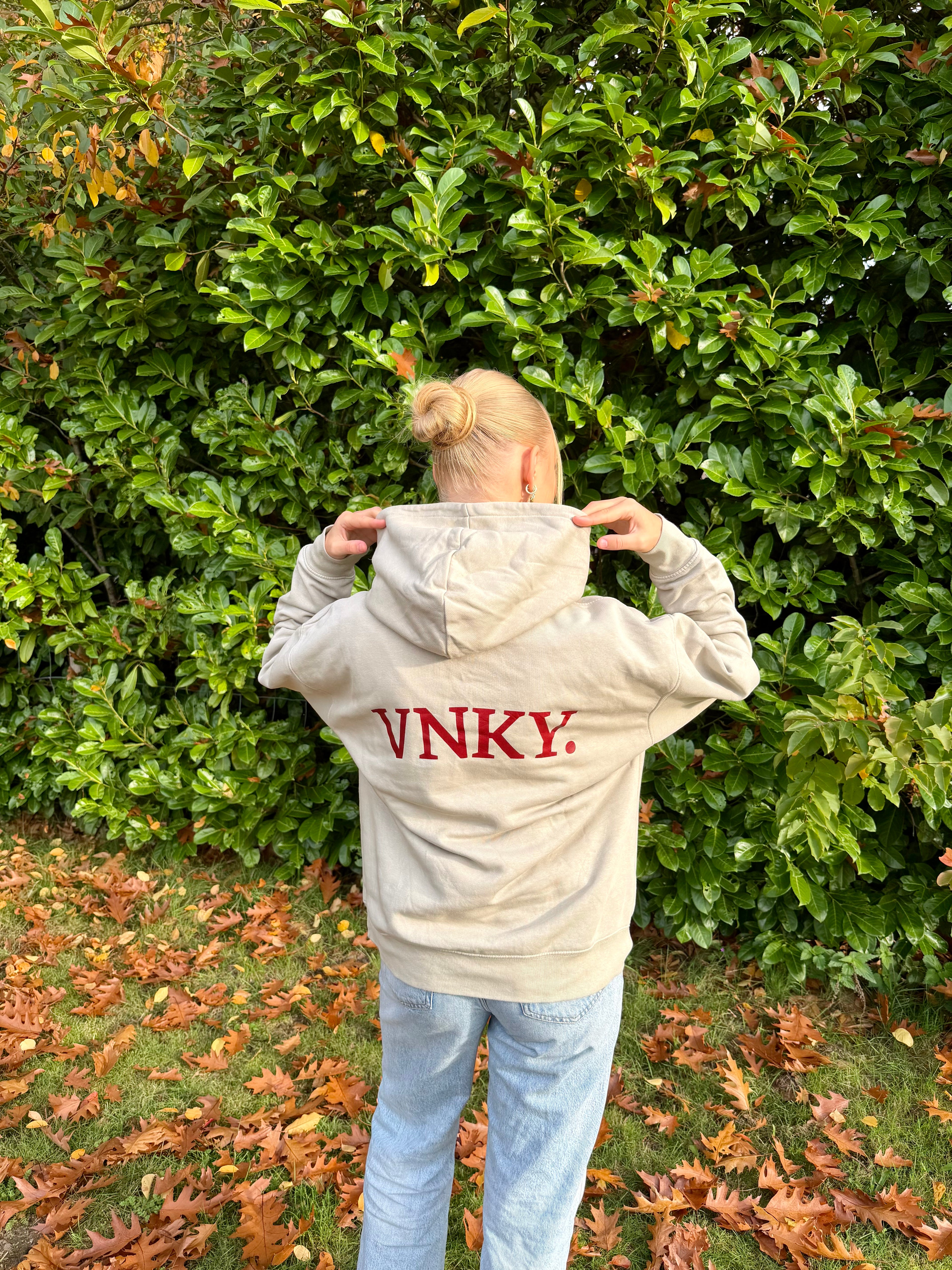 VNKY. Hoodie